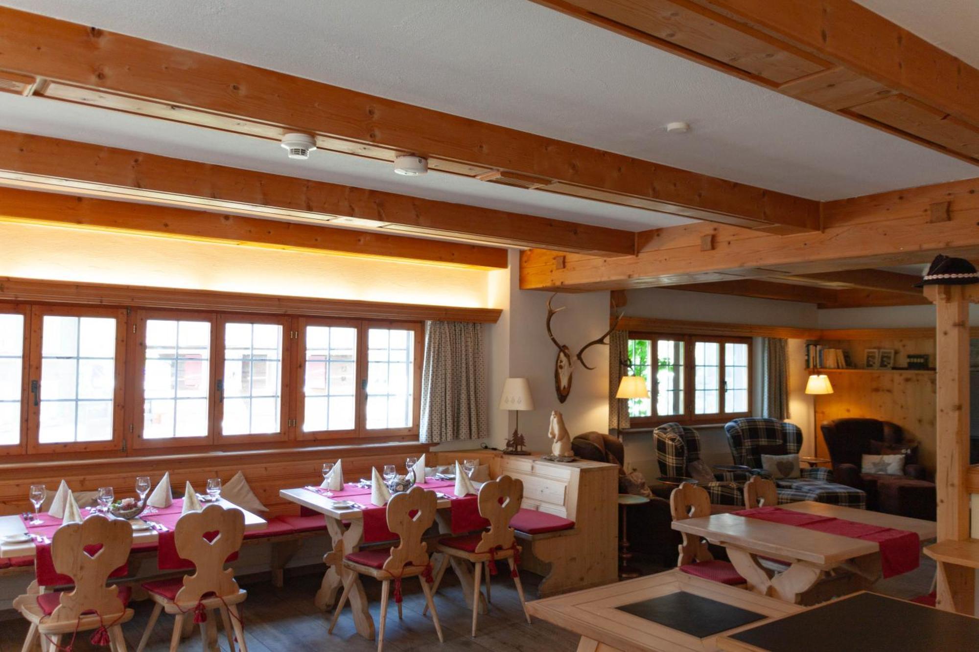 Hotel Madrisajoch Санкт-Антёниен Экстерьер фото