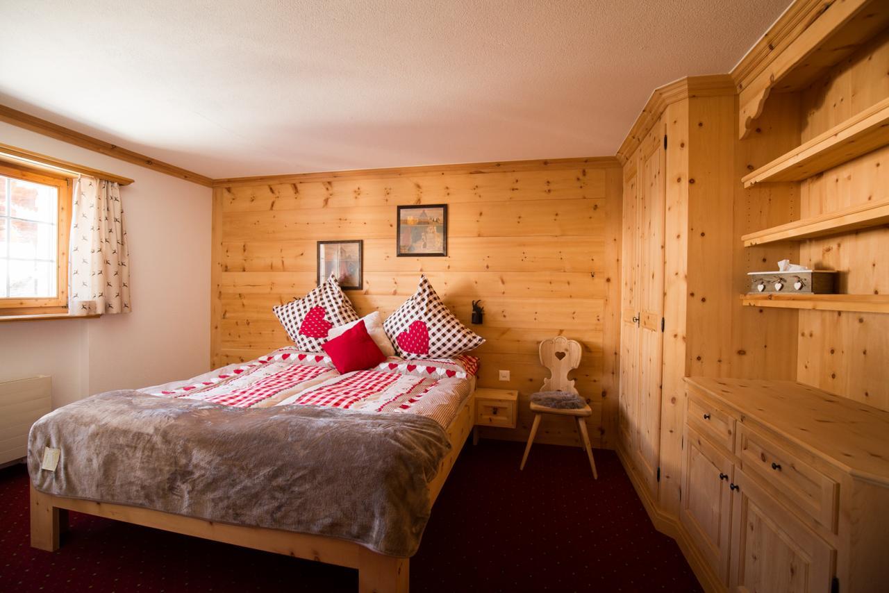 Hotel Madrisajoch Санкт-Антёниен Экстерьер фото