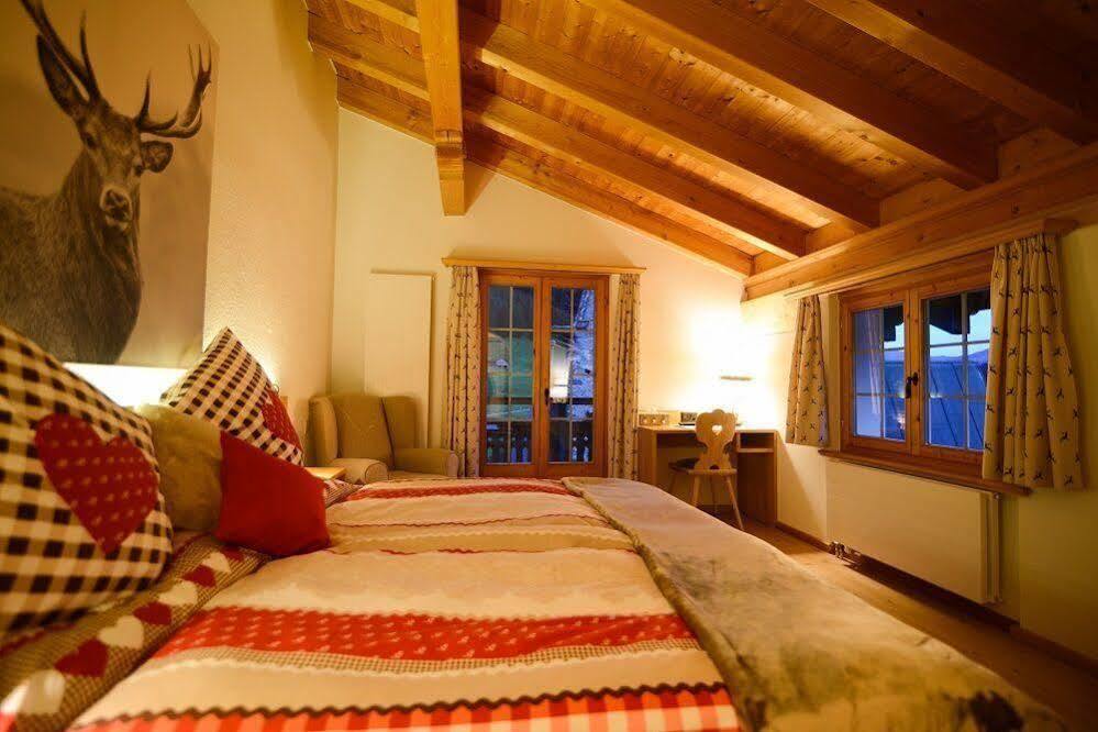 Hotel Madrisajoch Санкт-Антёниен Экстерьер фото